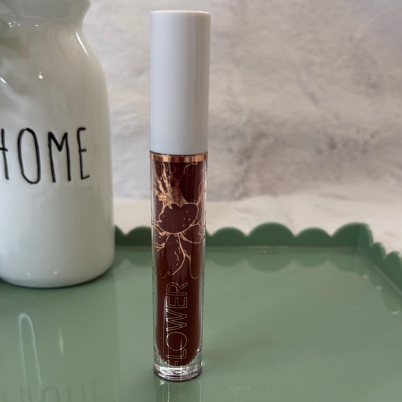 Flower Other - FLOWER Cosmetics Matte Liquid Lipstick - Deep Brick Red